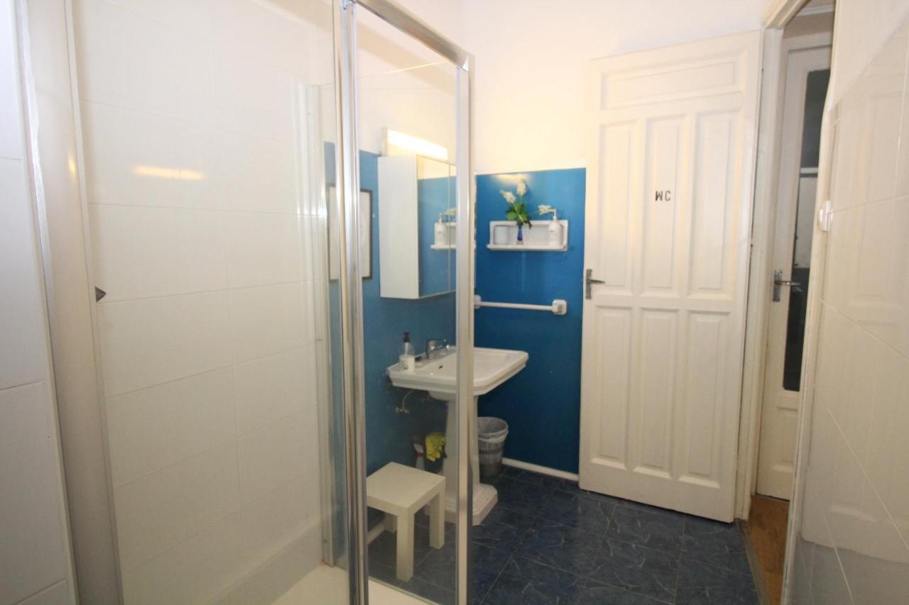 Alojamiento Don Ramon Appartement Madrid Buitenkant foto